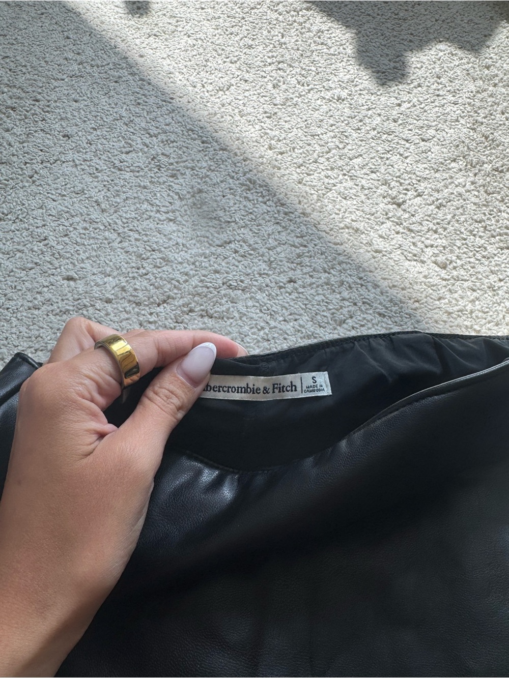 Abercrombie leather skirt - Picture 4 of 4